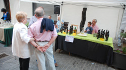 Tast a la Fira d'Oli. Foto: Jordi López Guevara (Tot Olesa Imatges)